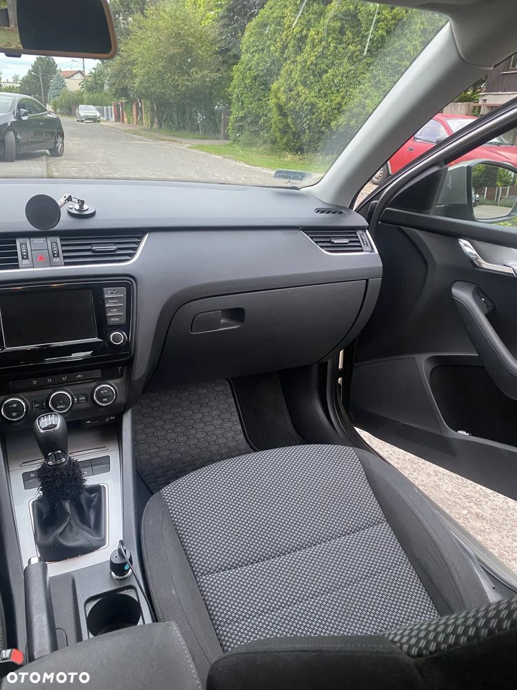 Skoda Octavia 1.4 TSI Ambition - 16