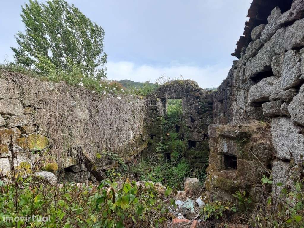 Casa em Pedra p/ Restauro - Gondoriz - Grande imagem: 3/6