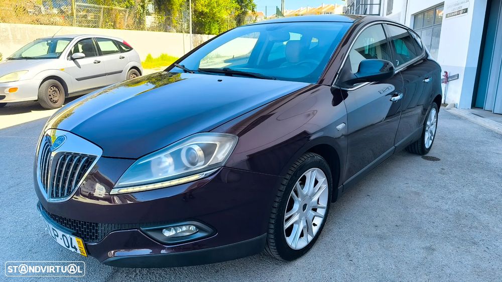 Lancia Delta 1.6 M-Jet Platino - 23