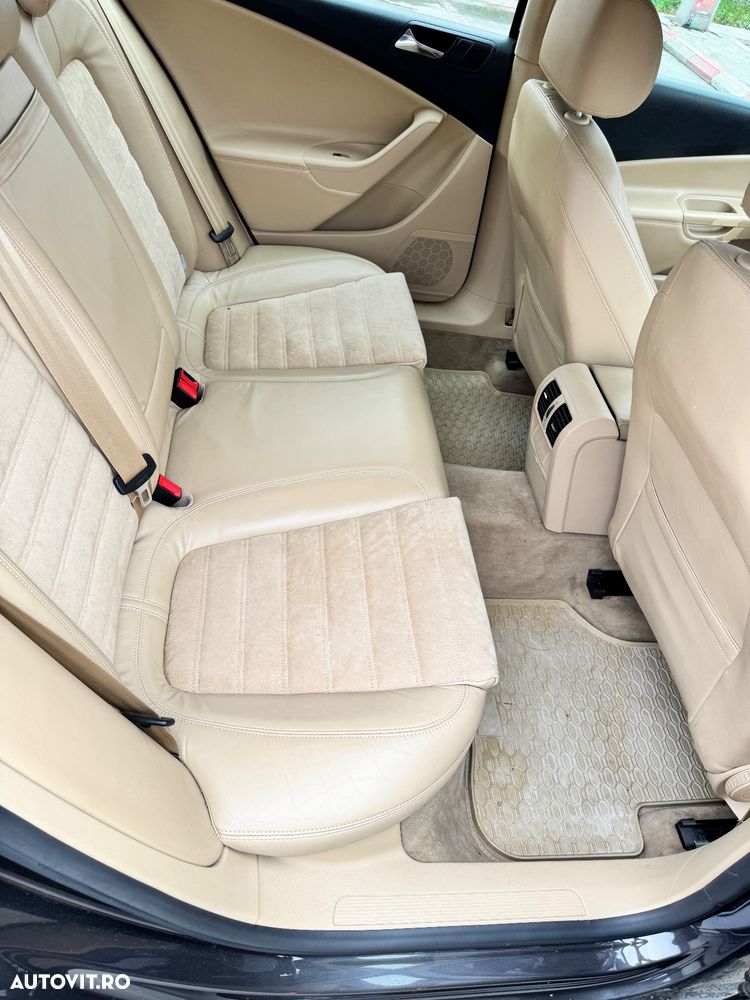 Volkswagen Passat 2.0TDI Highline DPF 4Motion - 6