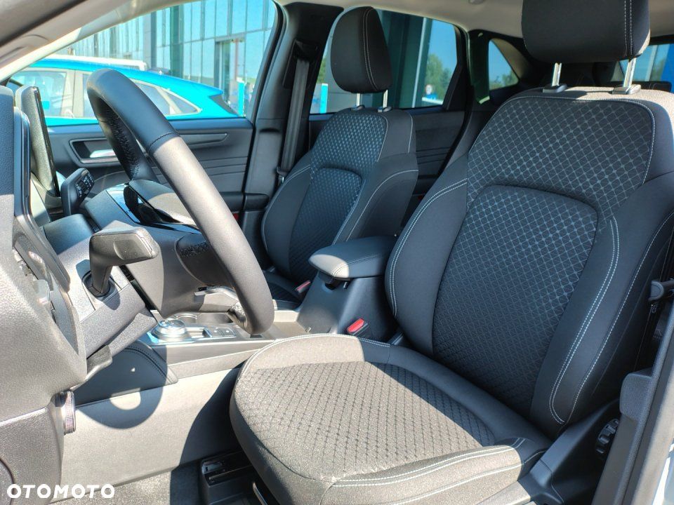 Ford Kuga - 22