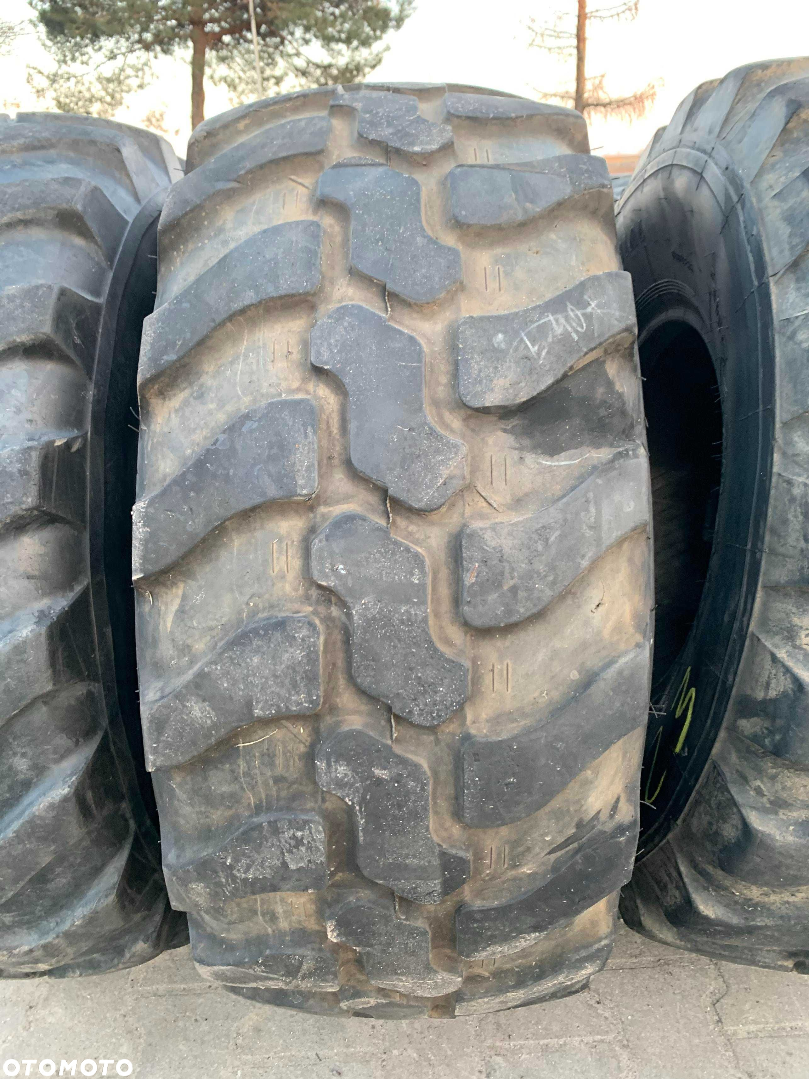 405/70R18 OPONY Dunlop SPT9 Ładowarka SP T9 Mitas EM - 5