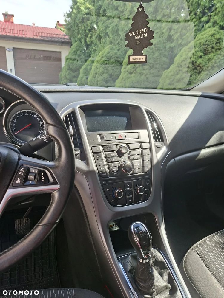 Opel Astra 1.4 T Sport EU6 - 14