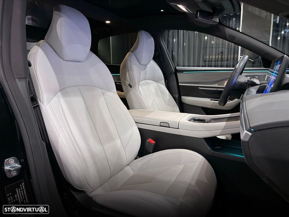 Xpeng P7i 86.2 kWh Long Range - 40