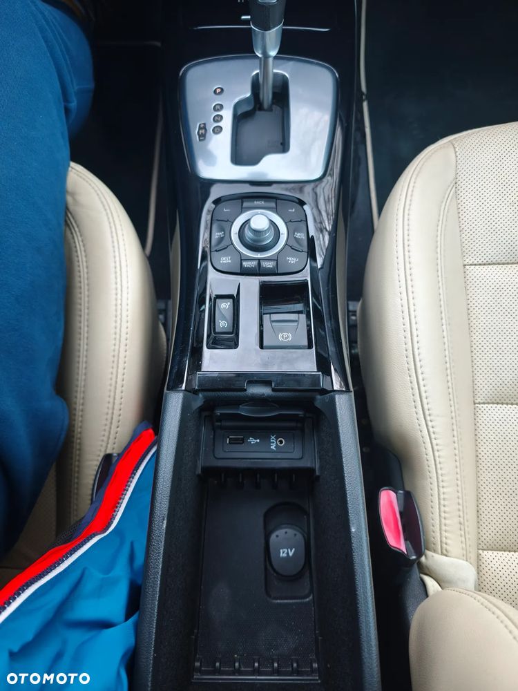 Renault Laguna 2.0 dCi Initiale - 16