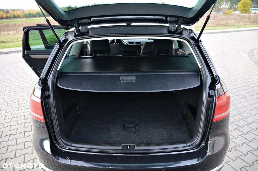 Volkswagen Passat - 23