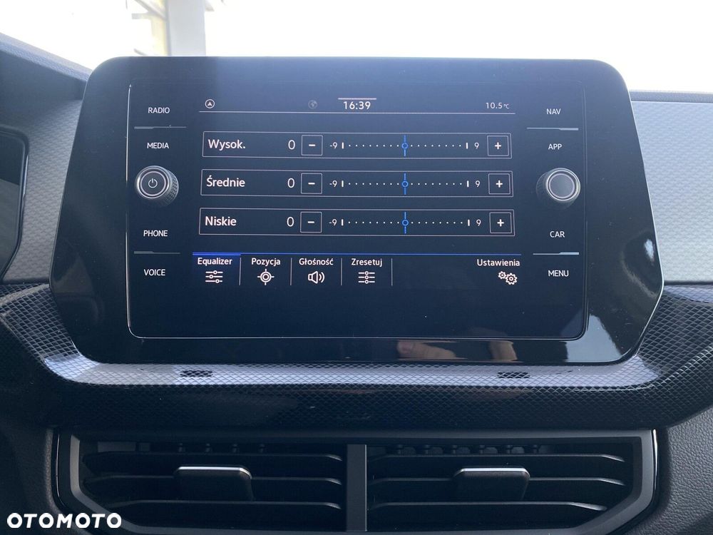 Volkswagen T-Cross - 40