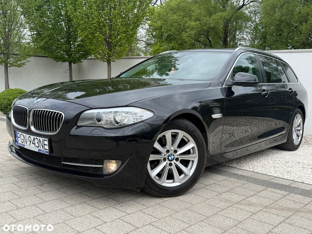 BMW Seria 5 520d Sport-Aut - 2