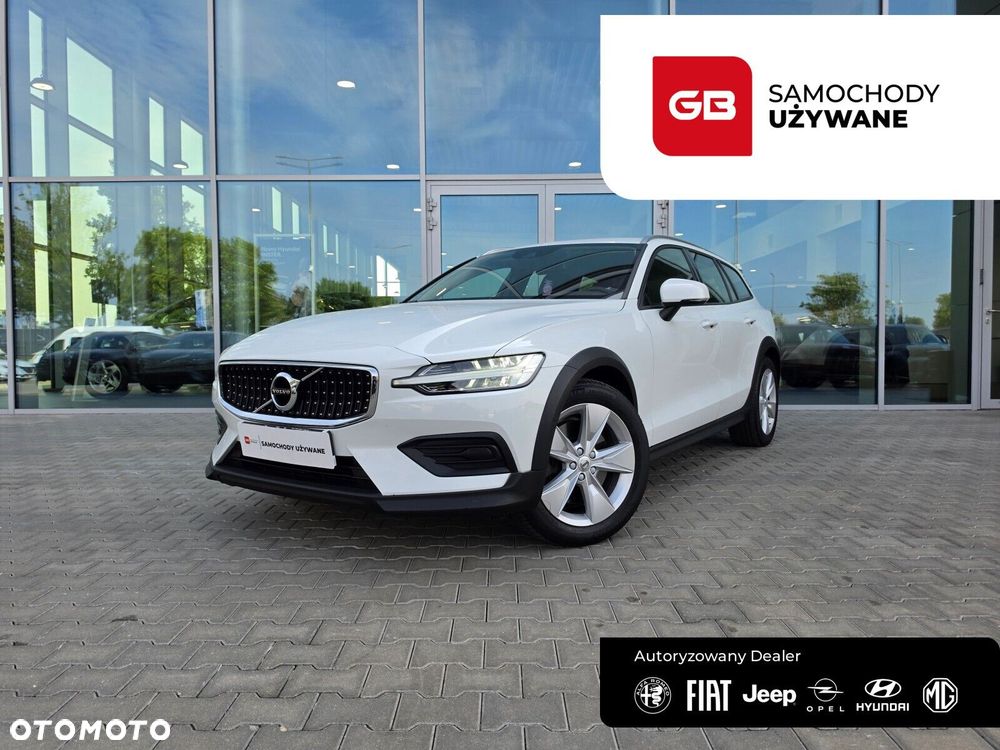 Volvo V60 Cross Country D4 AWD - 1