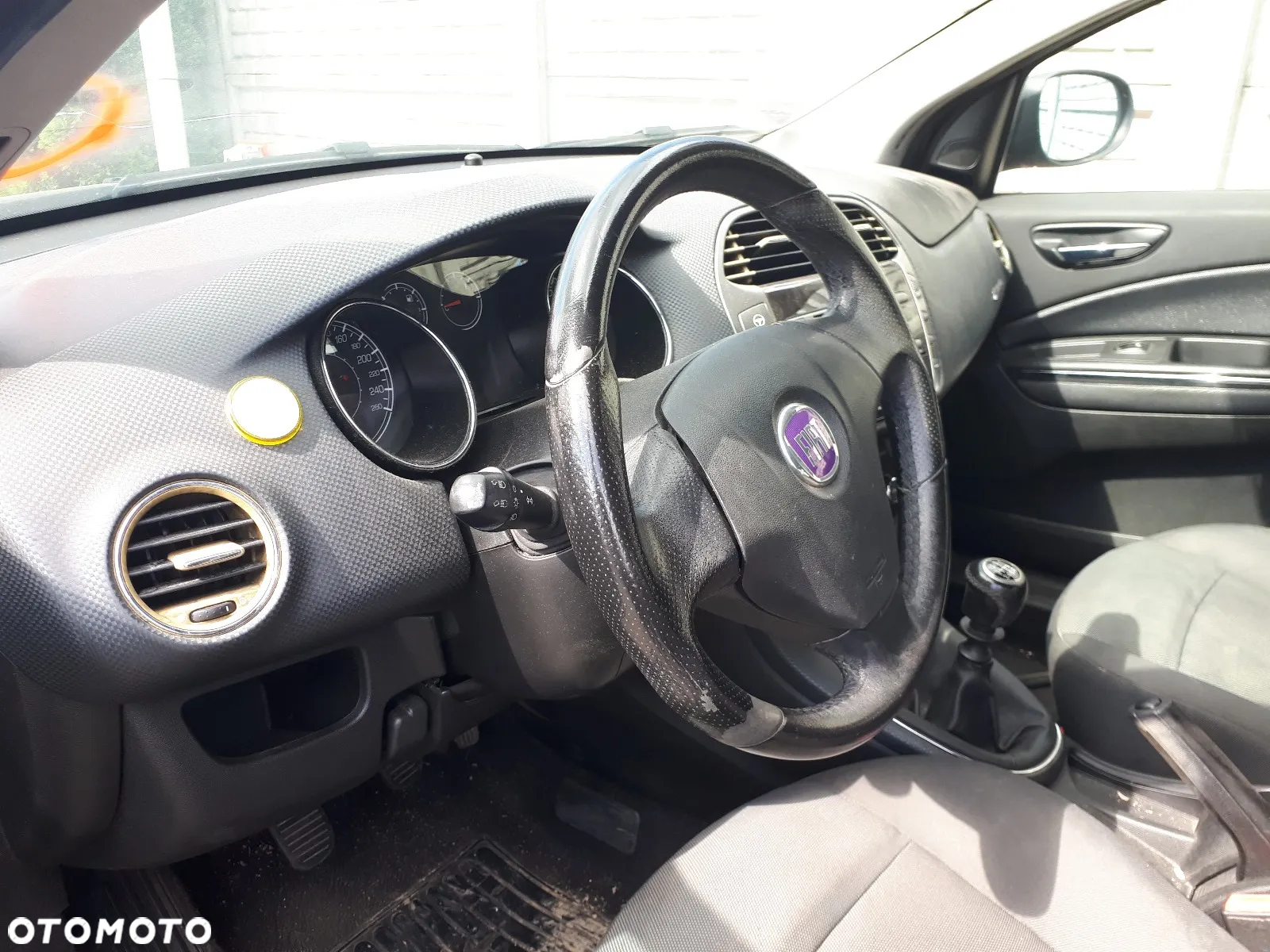 FIAT BRAVO II 07-10 1.9 D KOD KOLORU 284/A ALTERNATOR - 2