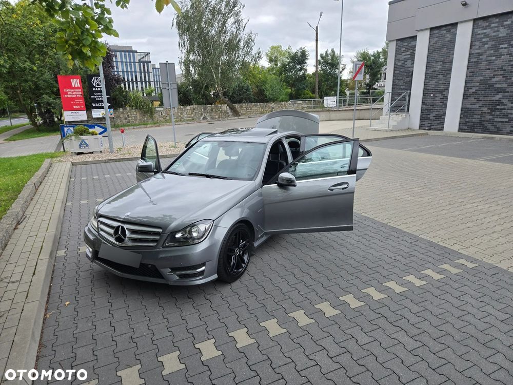 Mercedes-Benz Klasa C - 2