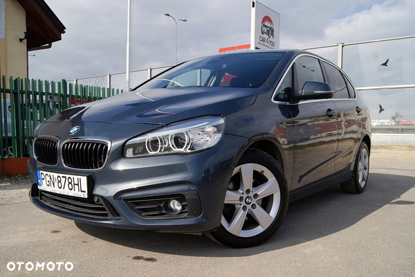 BMW Seria 2 218d Sport Line