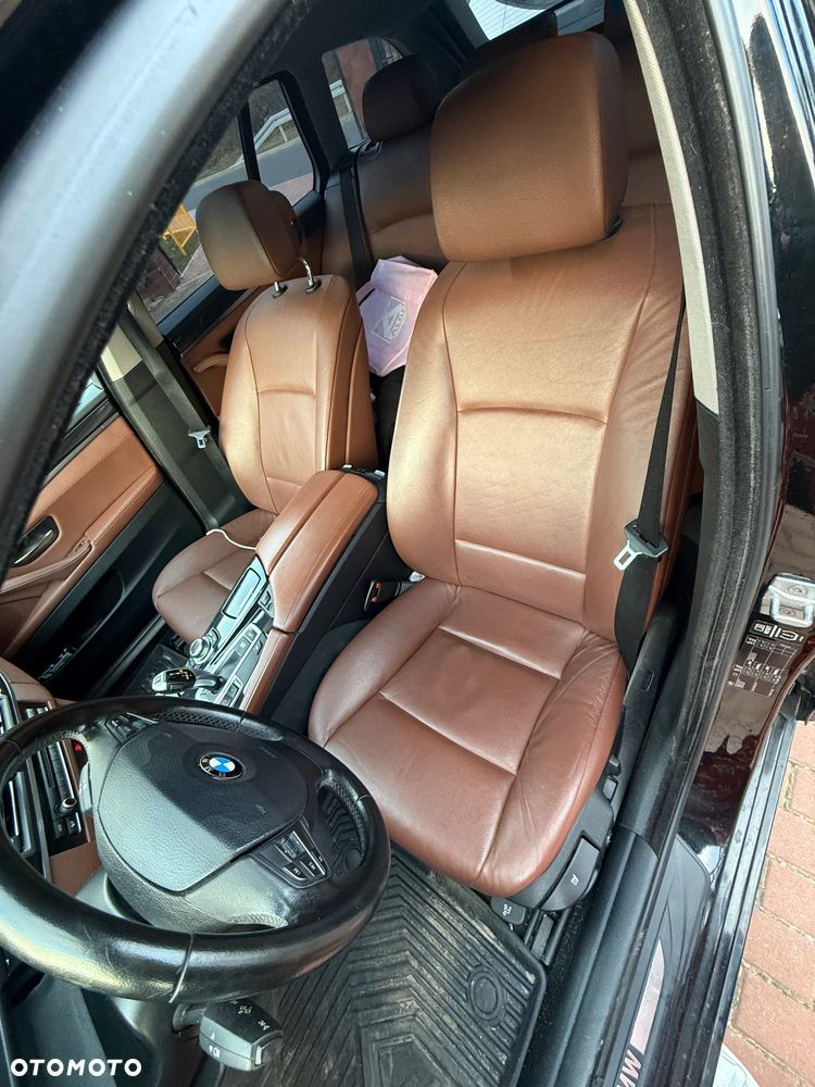 BMW Seria 5 520d - 12