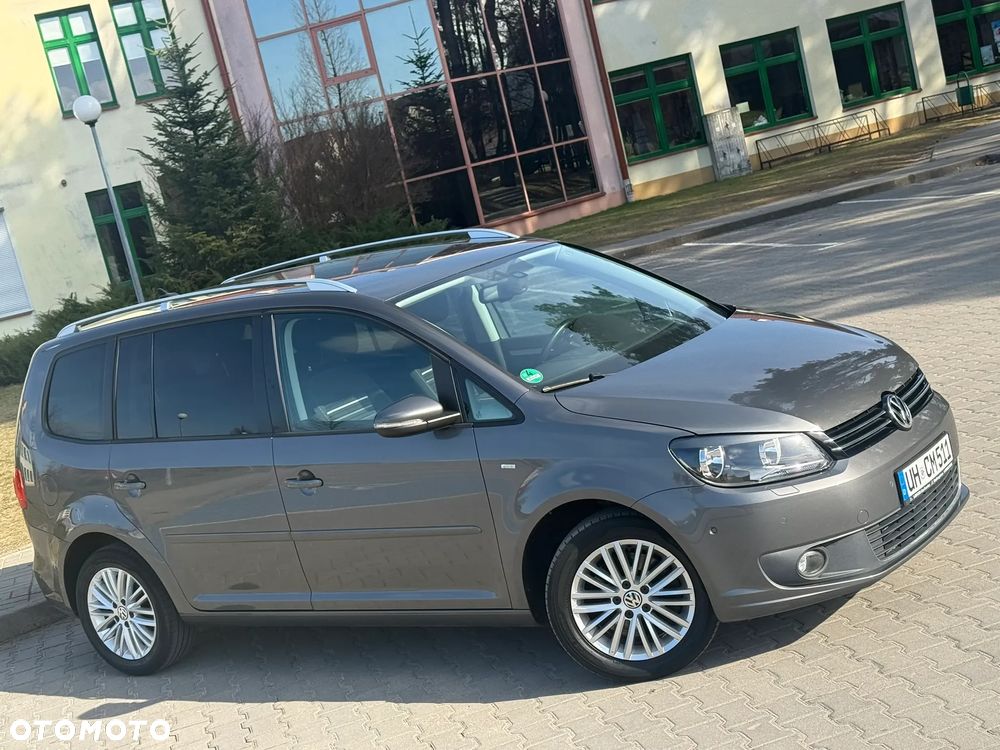 Volkswagen Touran - 5
