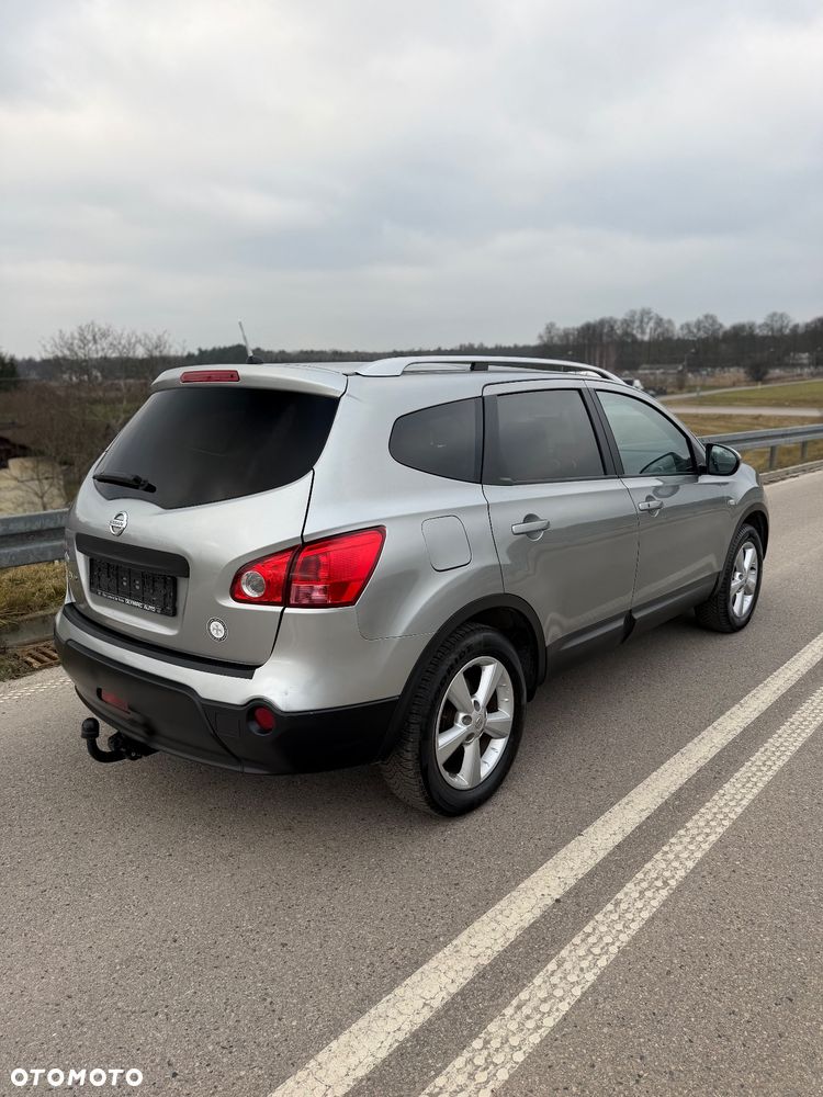 Nissan Qashqai+2 2.0 4x4 visia - 32