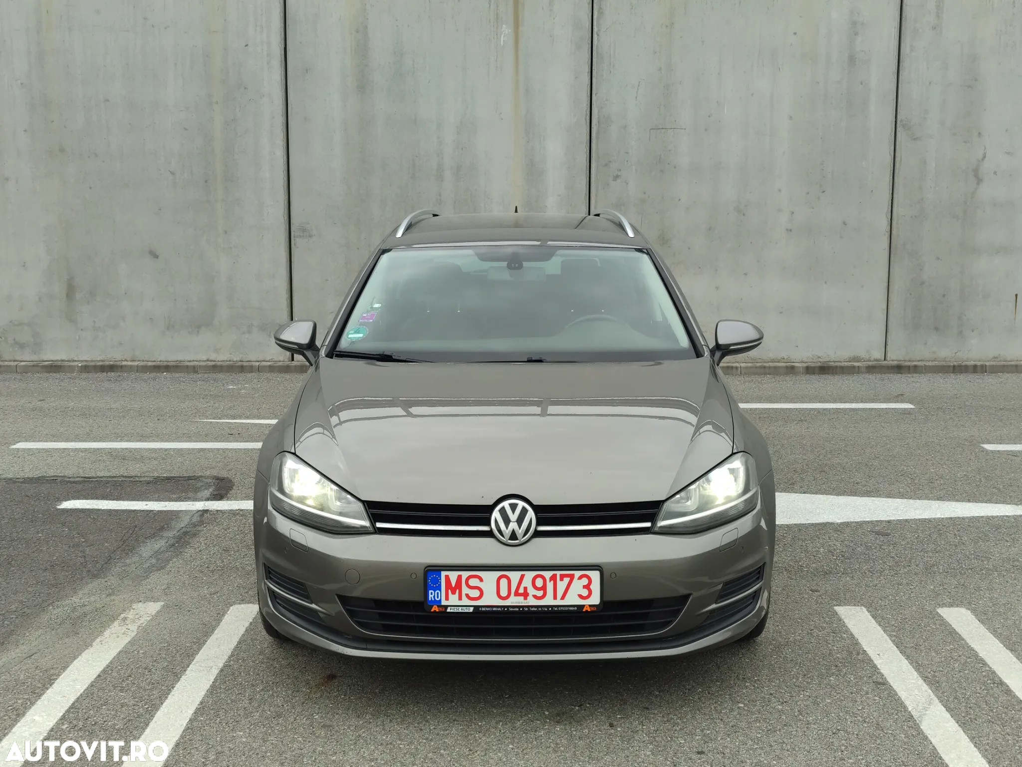 Volkswagen Golf 1.6 TDI BMT Comfortline - 11
