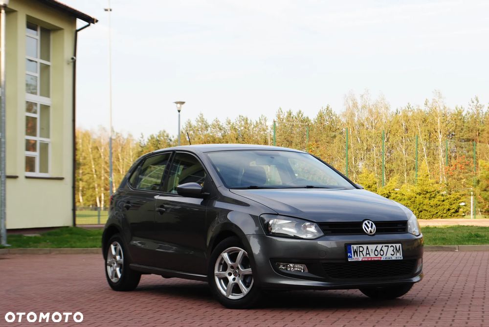 Volkswagen Polo - 2