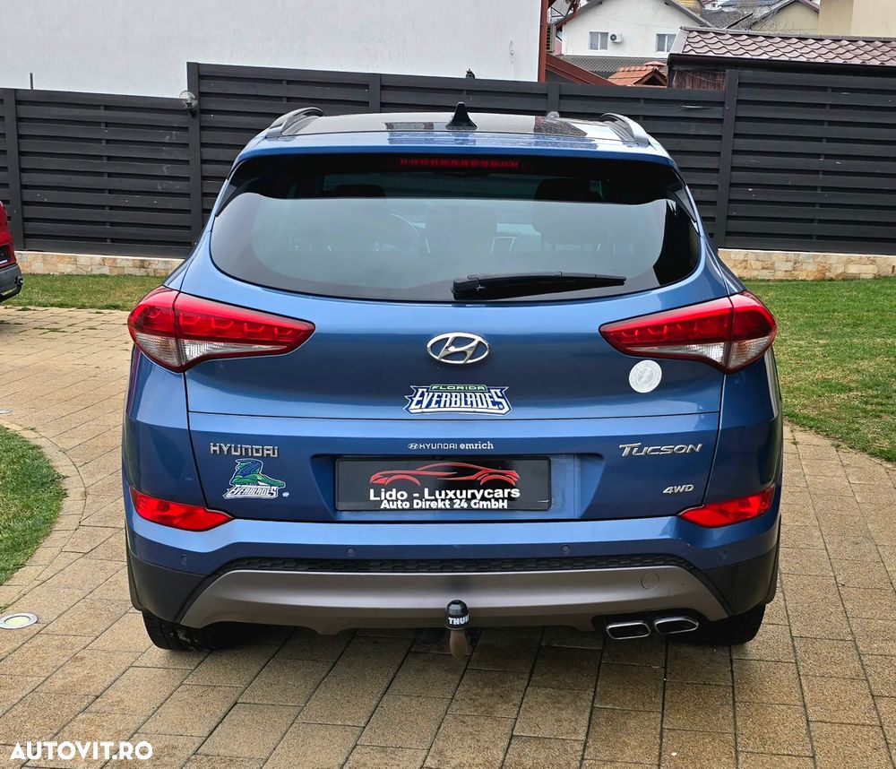 Hyundai Tucson 2.0 CRDI 4WD 6AT Luxury Pack+ - 11