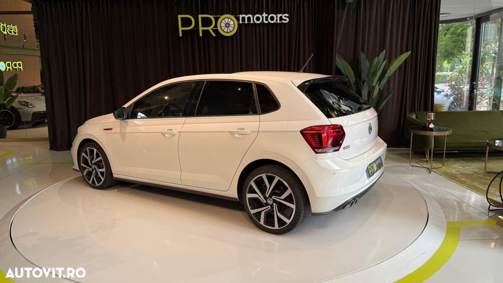 Volkswagen Polo 2.0 TSI GTI - 7
