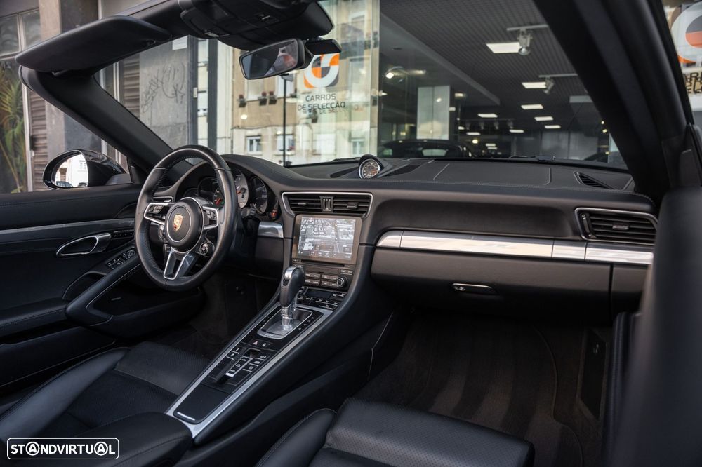 Porsche 911 (991) Carrera 4 S PDK - 15