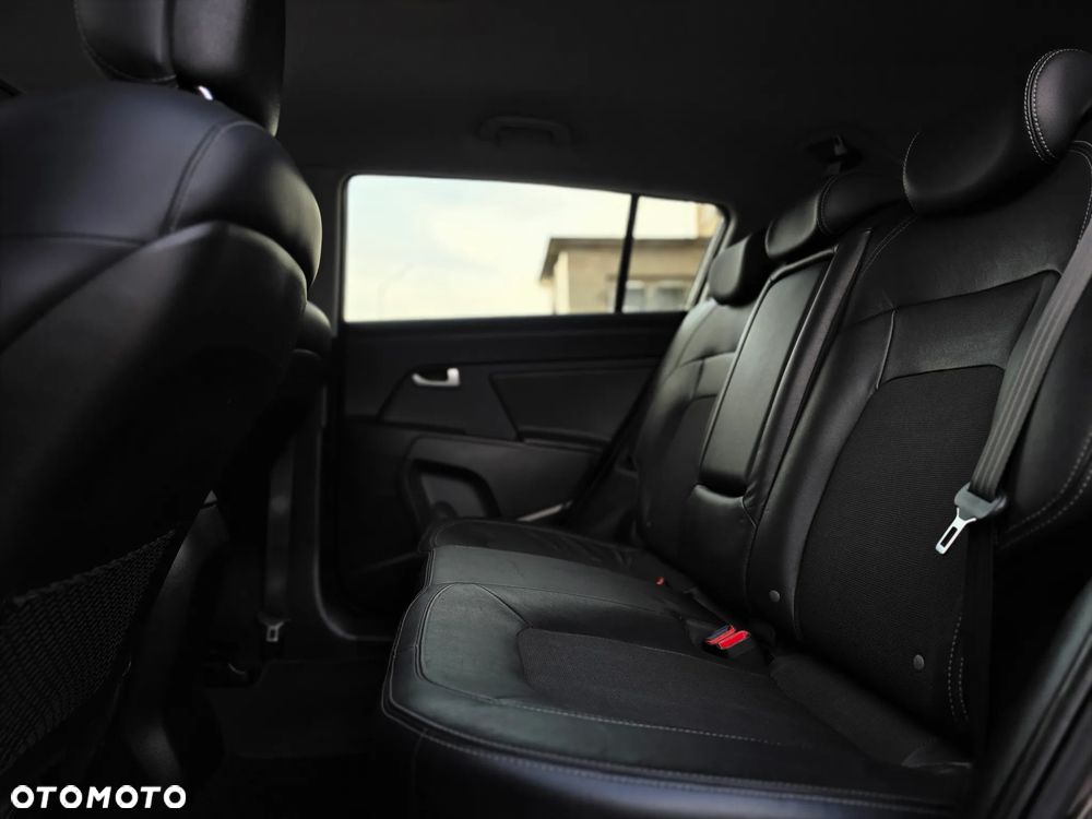 Kia Sportage - 16