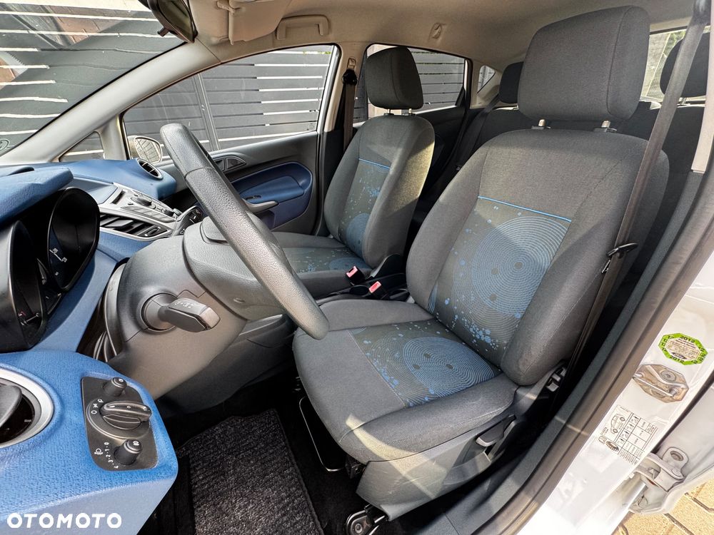 Ford Fiesta - 16