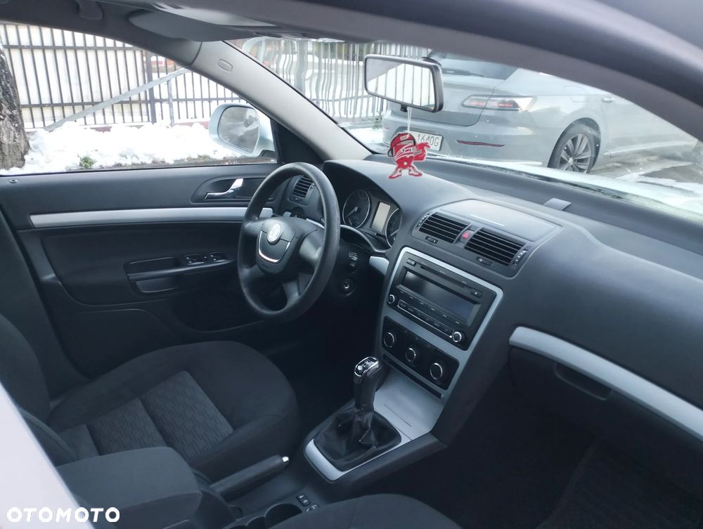 Skoda Octavia - 10