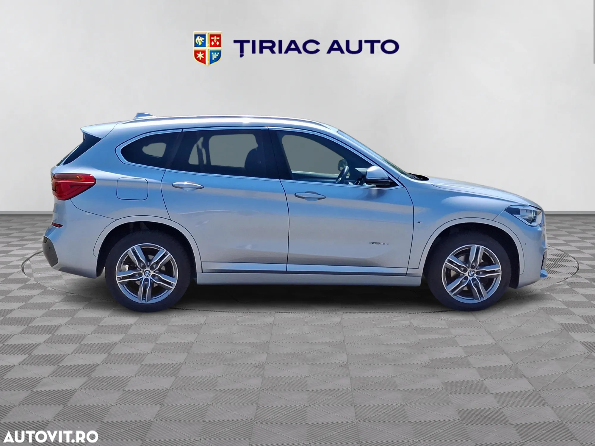 BMW X1 - 7