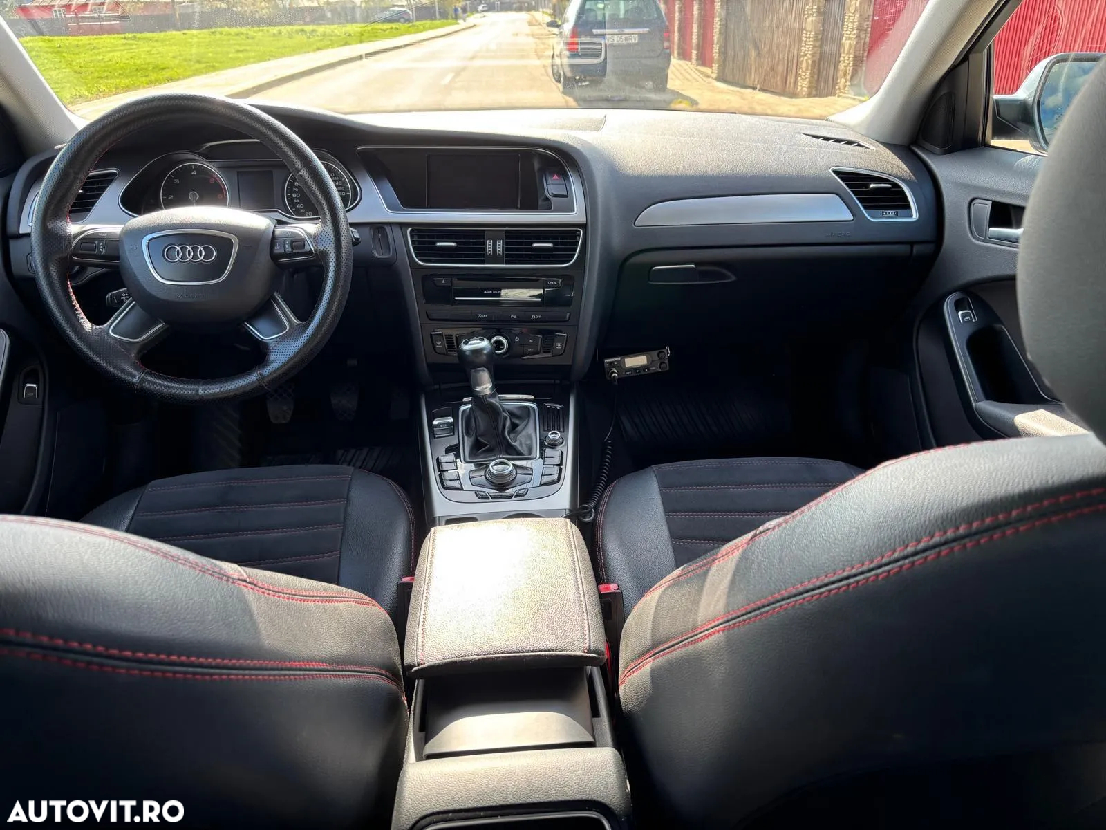 Audi A4 2.0 TDI B8 - 7