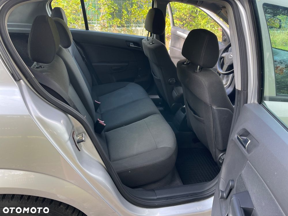 Opel Astra III 1.4 Enjoy - 8