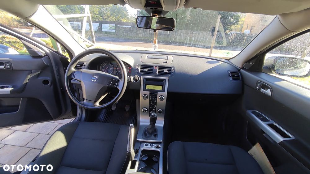Volvo V50 2.0D DPF Kinetic - 9