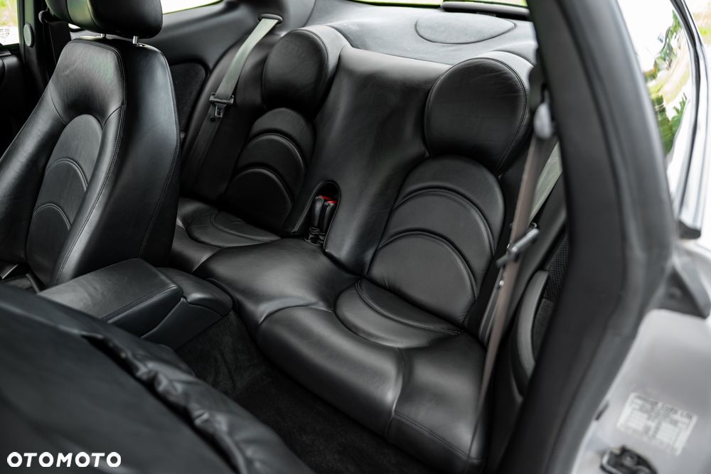 Jaguar XK8 - 28
