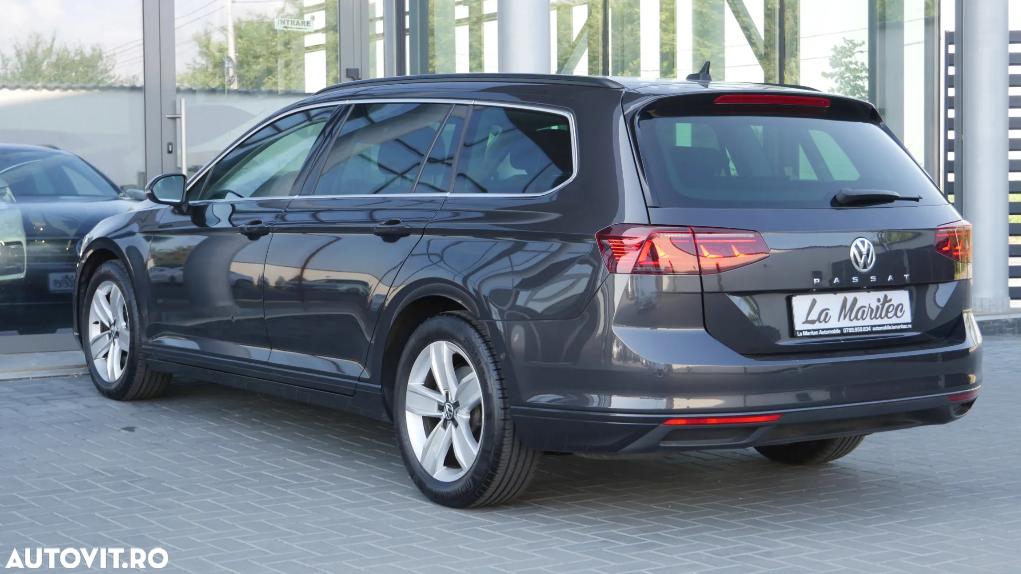Volkswagen Passat Variant 2.0 TDI SCR DSG Business - 10