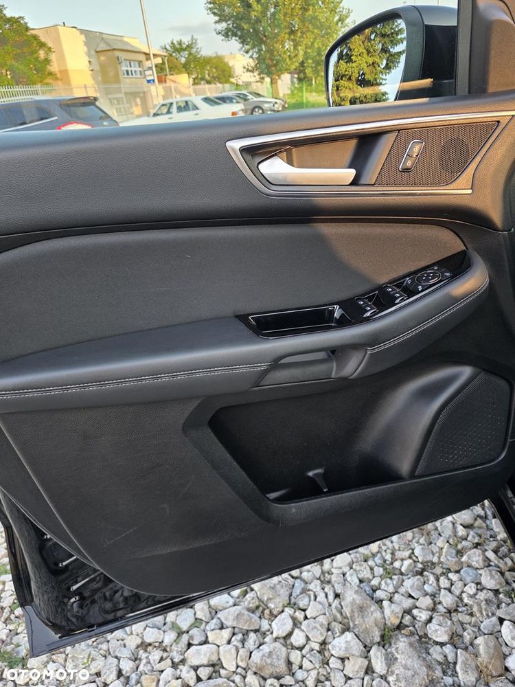 Ford S-Max 2.0 EcoBlue Titanium - 17