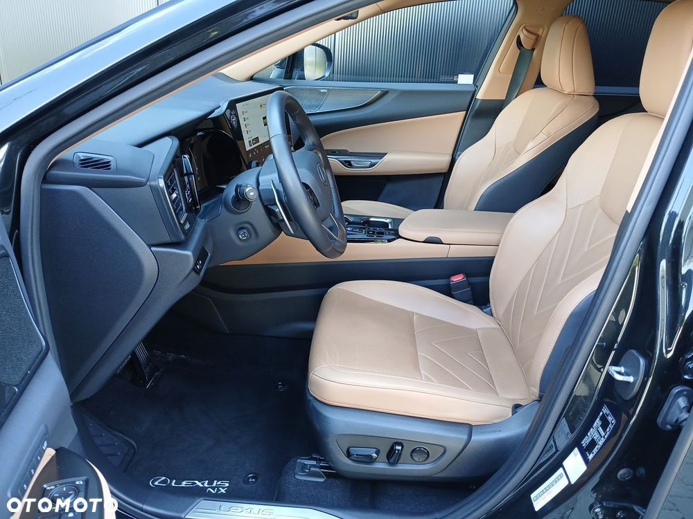 Lexus NX 350h Omotenashi AWD - 12
