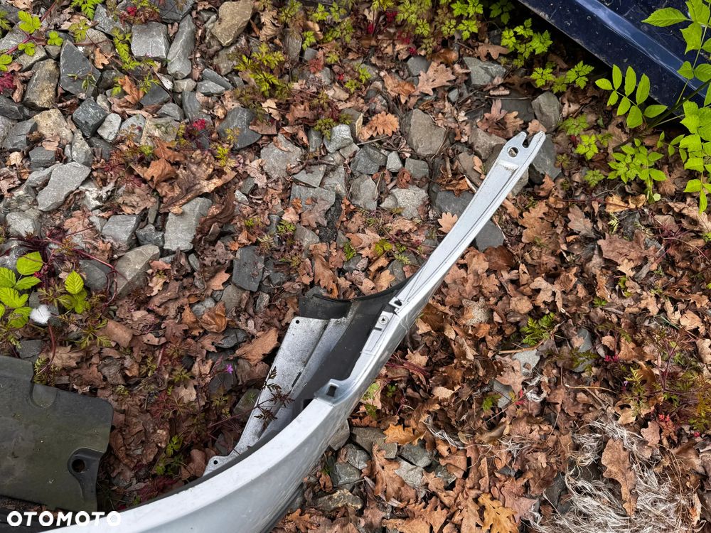 ZDERZAK PRZEDNI RENAULT	ESPACE IV PRZÓD 2002-2010 OE 8200102205 - 9