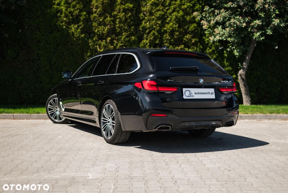 BMW Seria 5 540i xDrive mHEV M Sport sport - 7