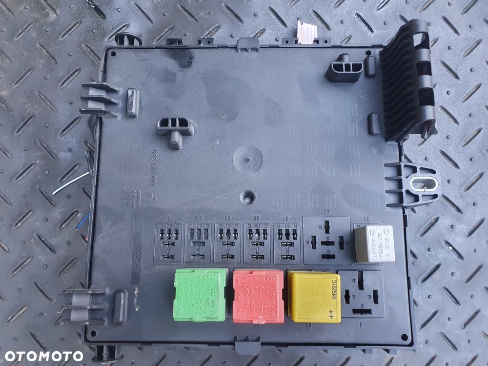 Skrzynka bezpieczników Opel Vectra C 09228740 + WTYCZKI INSTALACJA 13189923 - 4