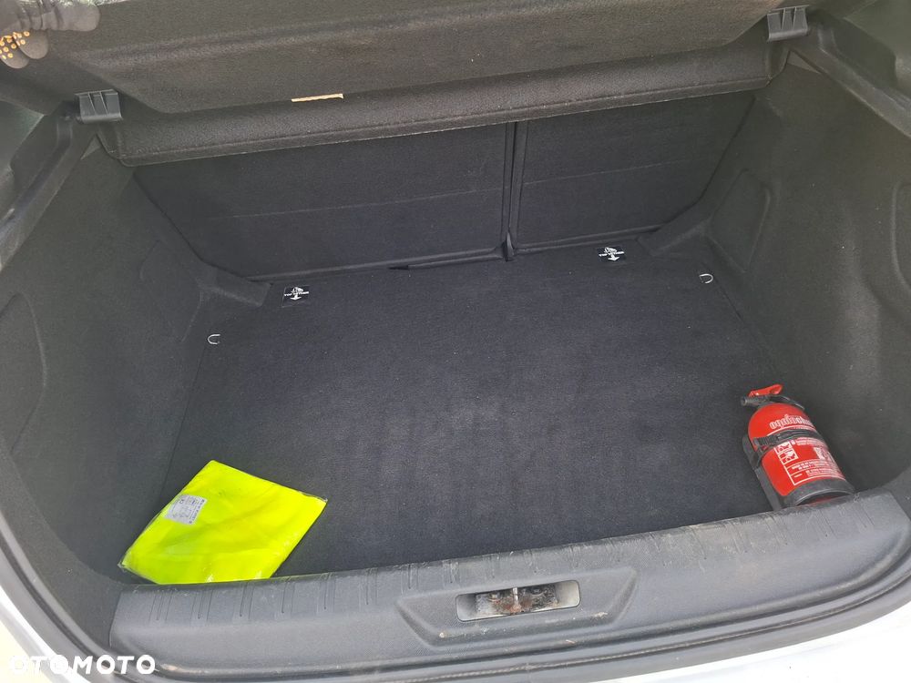 Peugeot 308 1.6 THP Active - 6