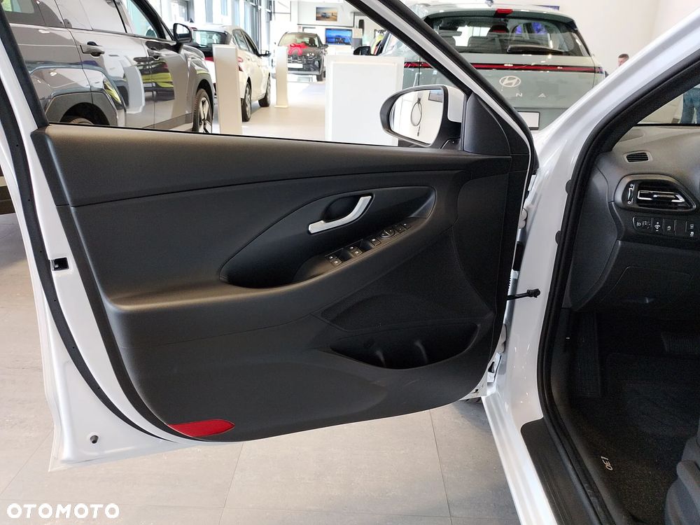 Hyundai i30 1.5 T-GDI 48V Smart DCT - 10