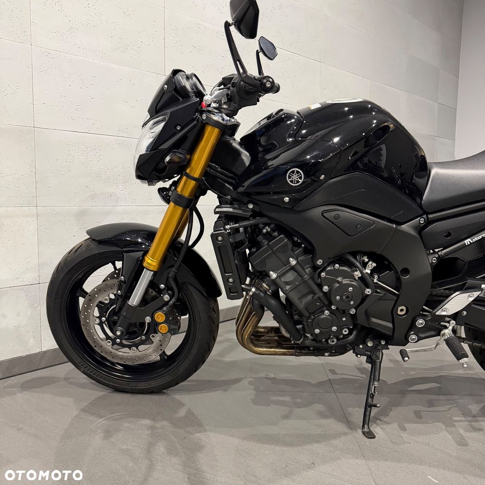 Yamaha FZ8 - 11