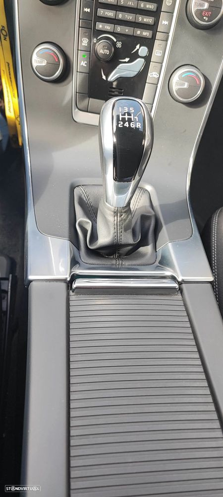 Volvo V60 D2 Kinetic - 9