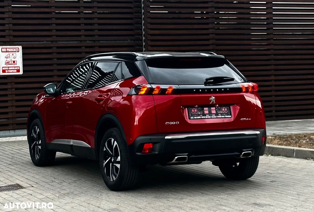 Peugeot 2008 PureTech 130 EAT8 GT Exclusive - 8