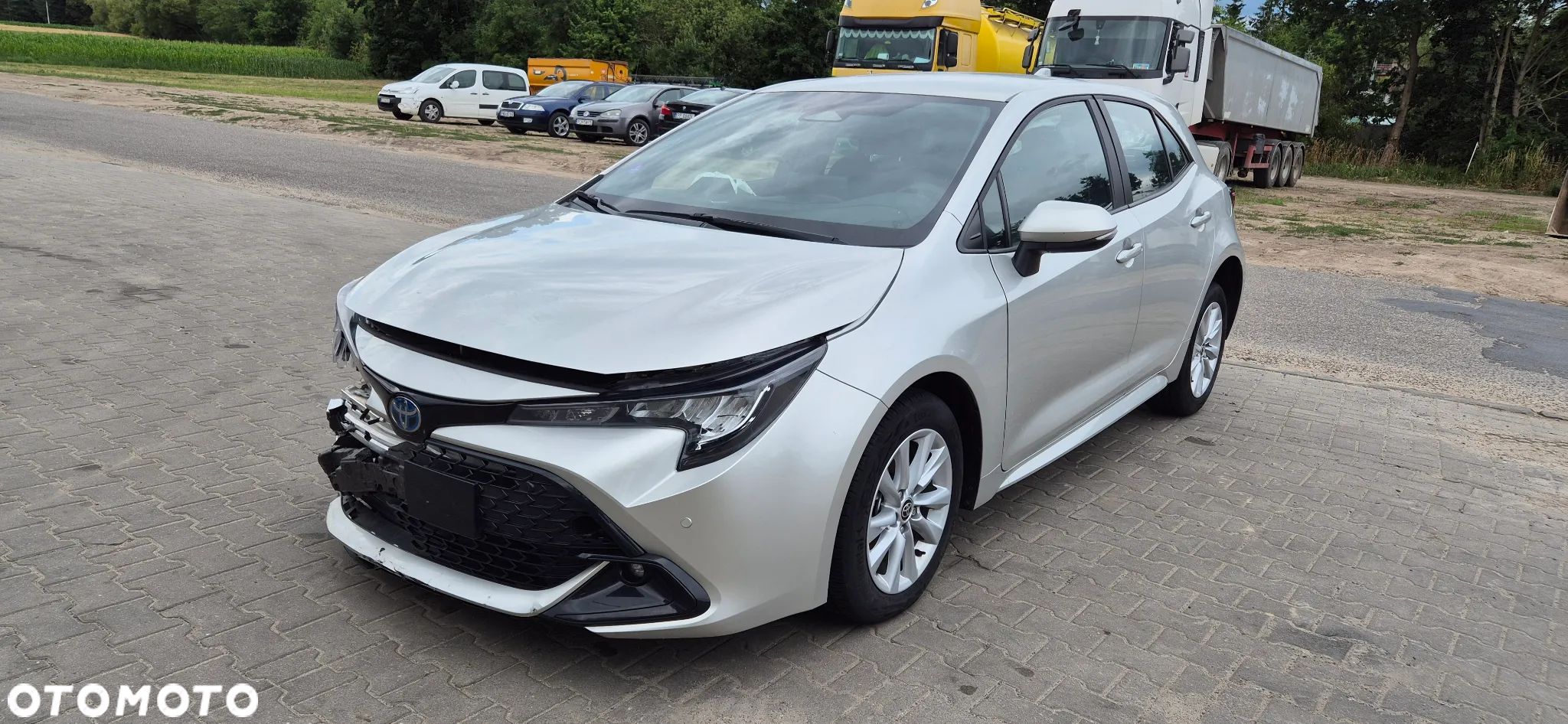Toyota Corolla 1.8 Hybrid Active - 1