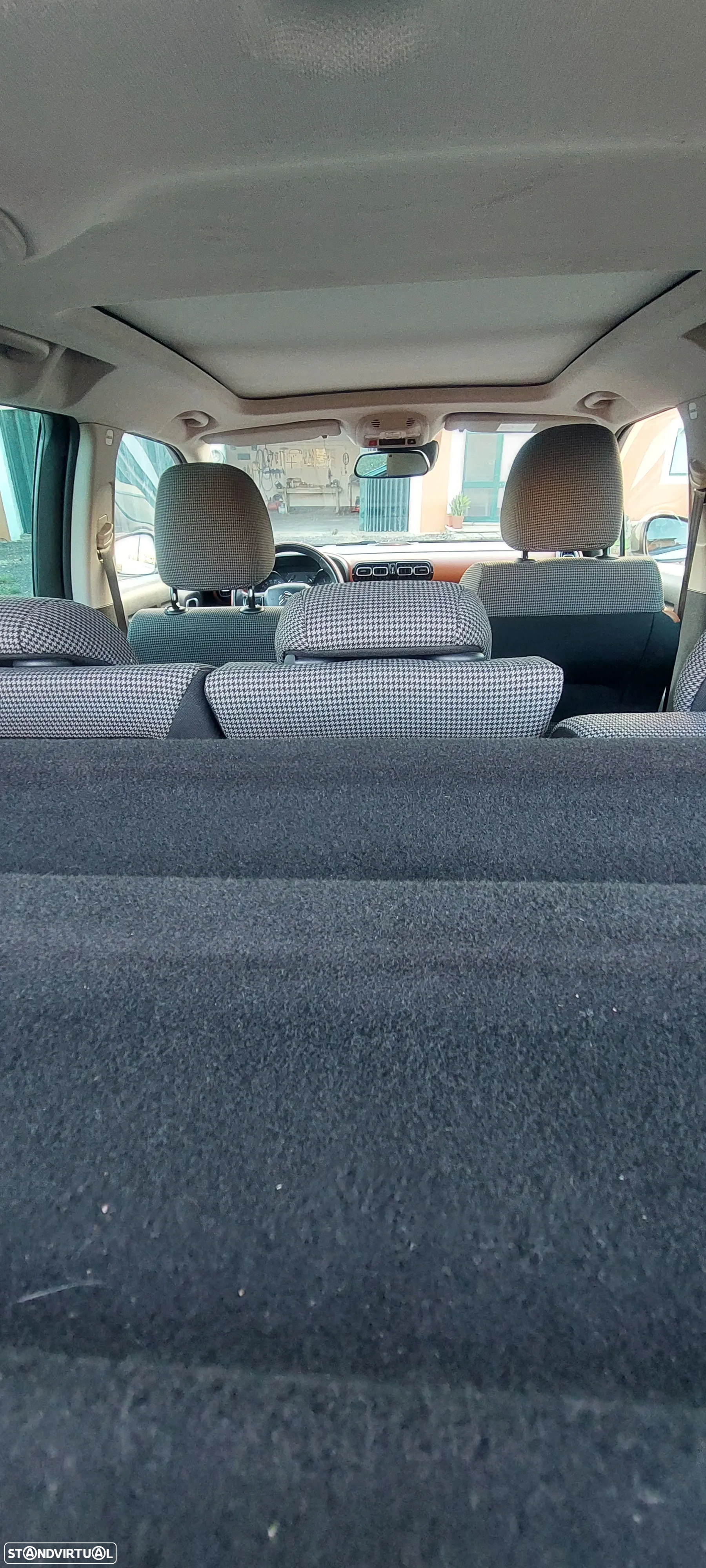 Citroën C3 Aircross 1.2 PureTech Shine - 14