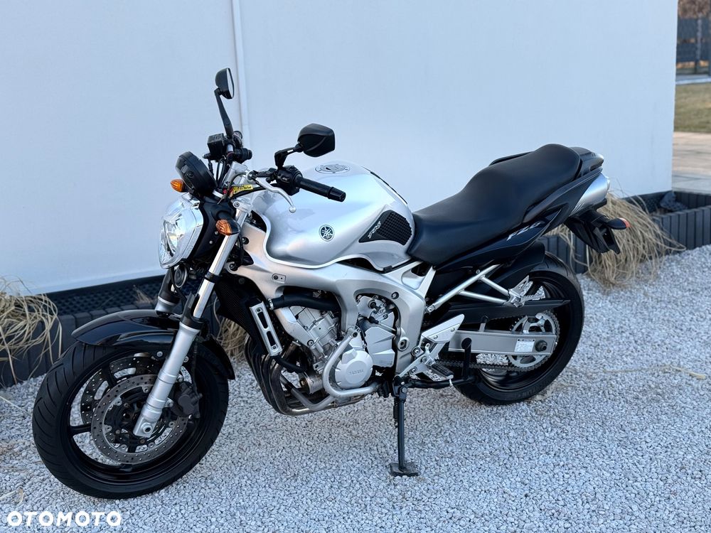 Yamaha FZ6 - 9