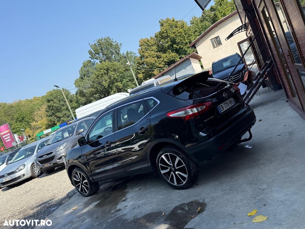 Nissan Qashqai 1.6 DCI Xtronic TEKNA - 34