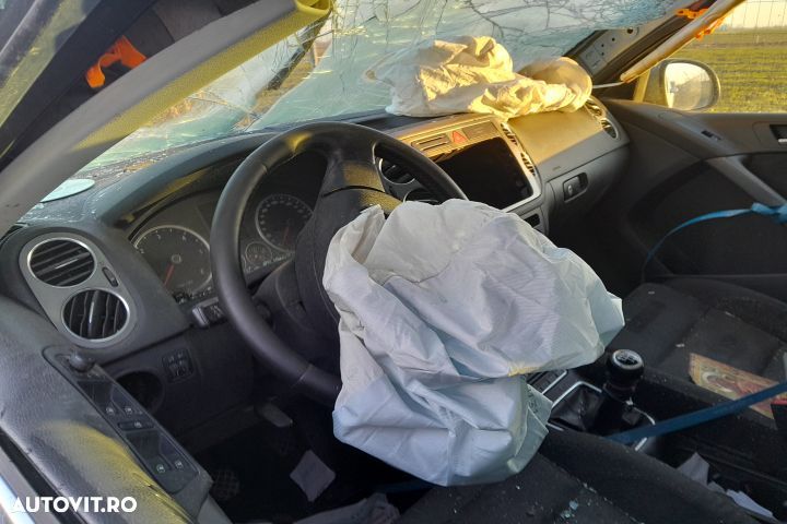 Cutie de viteze manuala TIP CUTIE KUG 4X4 Volkswagen VW Tiguan 1 5N [ - 10