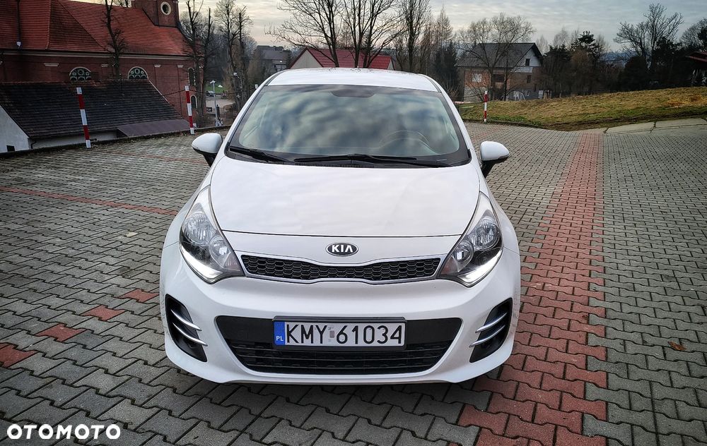 Kia Rio - 8