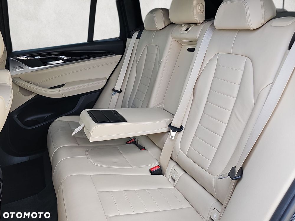 BMW X3 - 23